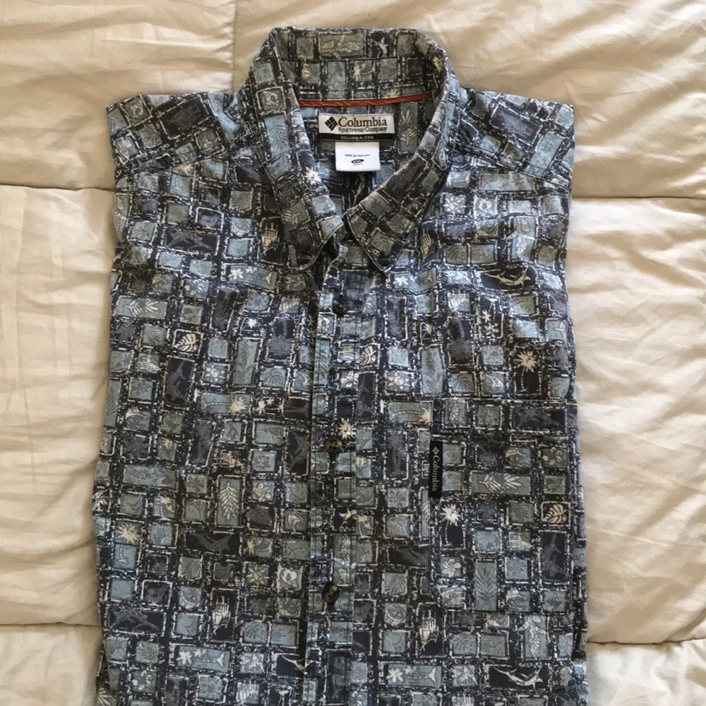 COPY - COLUMBIA SHORT SLEEVE BUTTON DOWN SHIRT